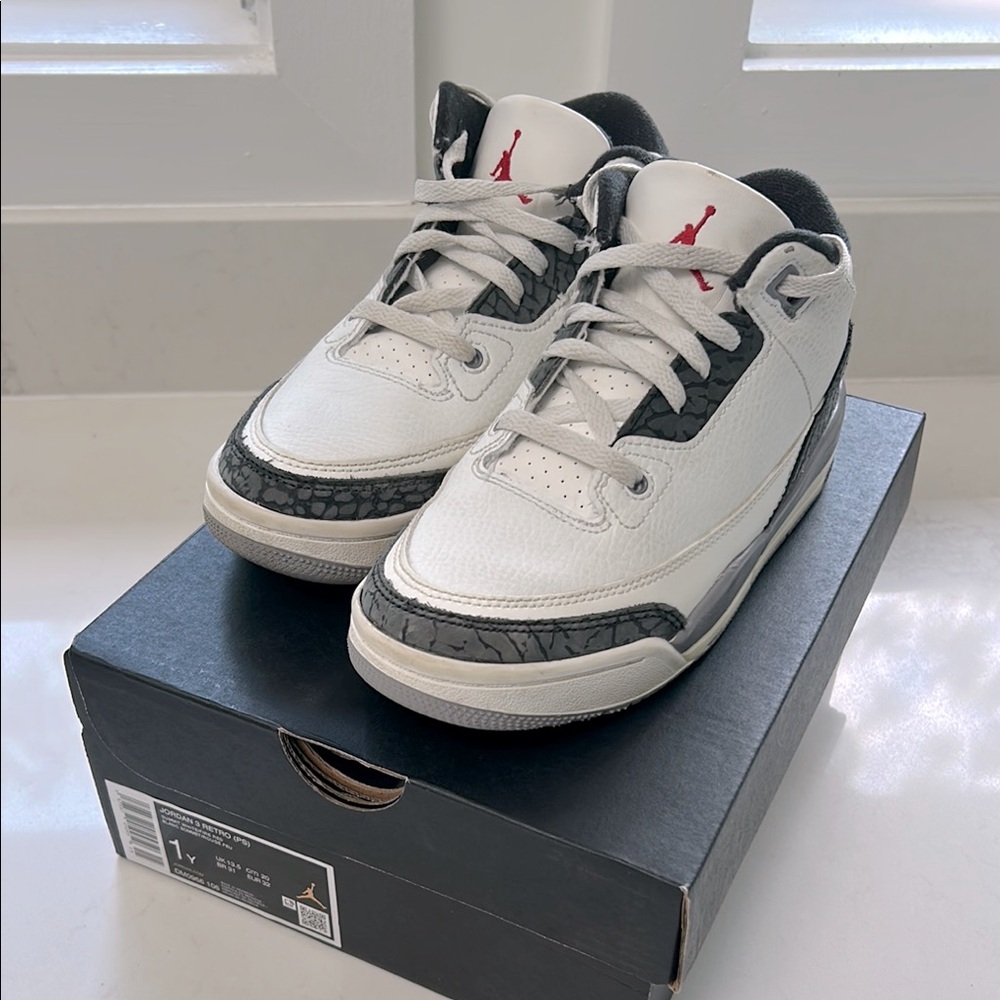 Nike | Kids Jordan Retro 3 Sneakers | Size 1Y